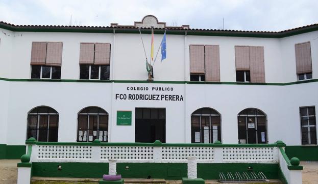 El Ayuntamiento enciende ya la calefacción del CEIP Francisco Rodríguez Perera