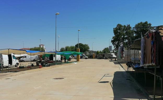 Se reanuda el mercadillo en el Recinto Ferial en el que sólo se podrá vender alimentación