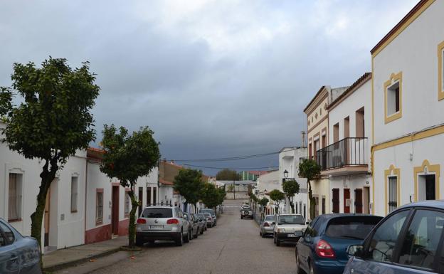 Debido a unos trabajos de poda no se podrá aparcar en la calle de Los Árboles
