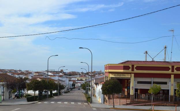 La Junta elimina el cierre perimetral y permite la apertura de la hostelería en la localidad