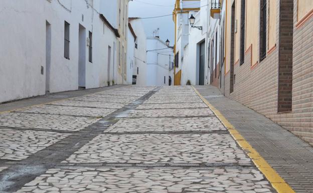 La Policía Local avisa del corte al tráfico de la calle La Fuente
