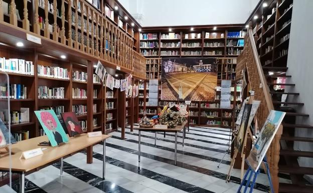 Siete artistas jóvenes locales exponen en la Biblioteca Municipal