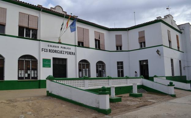 Abierto el plazo de matriculación de Educación Infantil y Primaria en el CEIP F.R. Perera