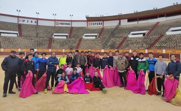 El villanovense Eric Olivera se despide de la Escuela Taurina de Badajoz