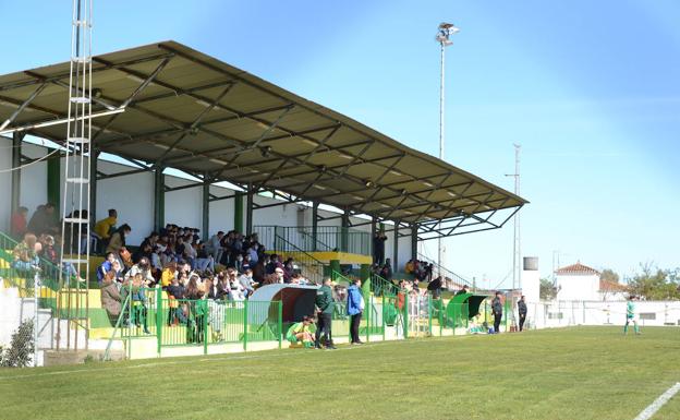 El ADC Villanueva del Fresno calienta motores con un segundo partido amistoso