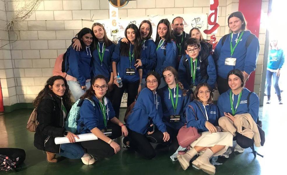 Un grupo de jóvenes villanovenses participó en la 'Jornada Diocesana de la Juventud'