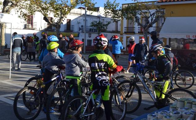 Vuelve la Ciclocabalgata Navideña con premio para la bici más adornada