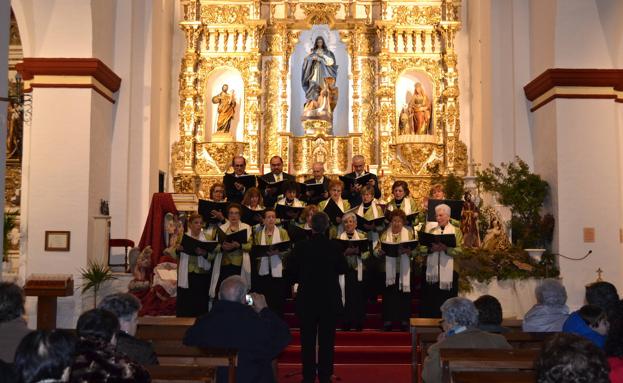 La Coral Ars Vetera ofrece su recital de Navidad en la Parroquia