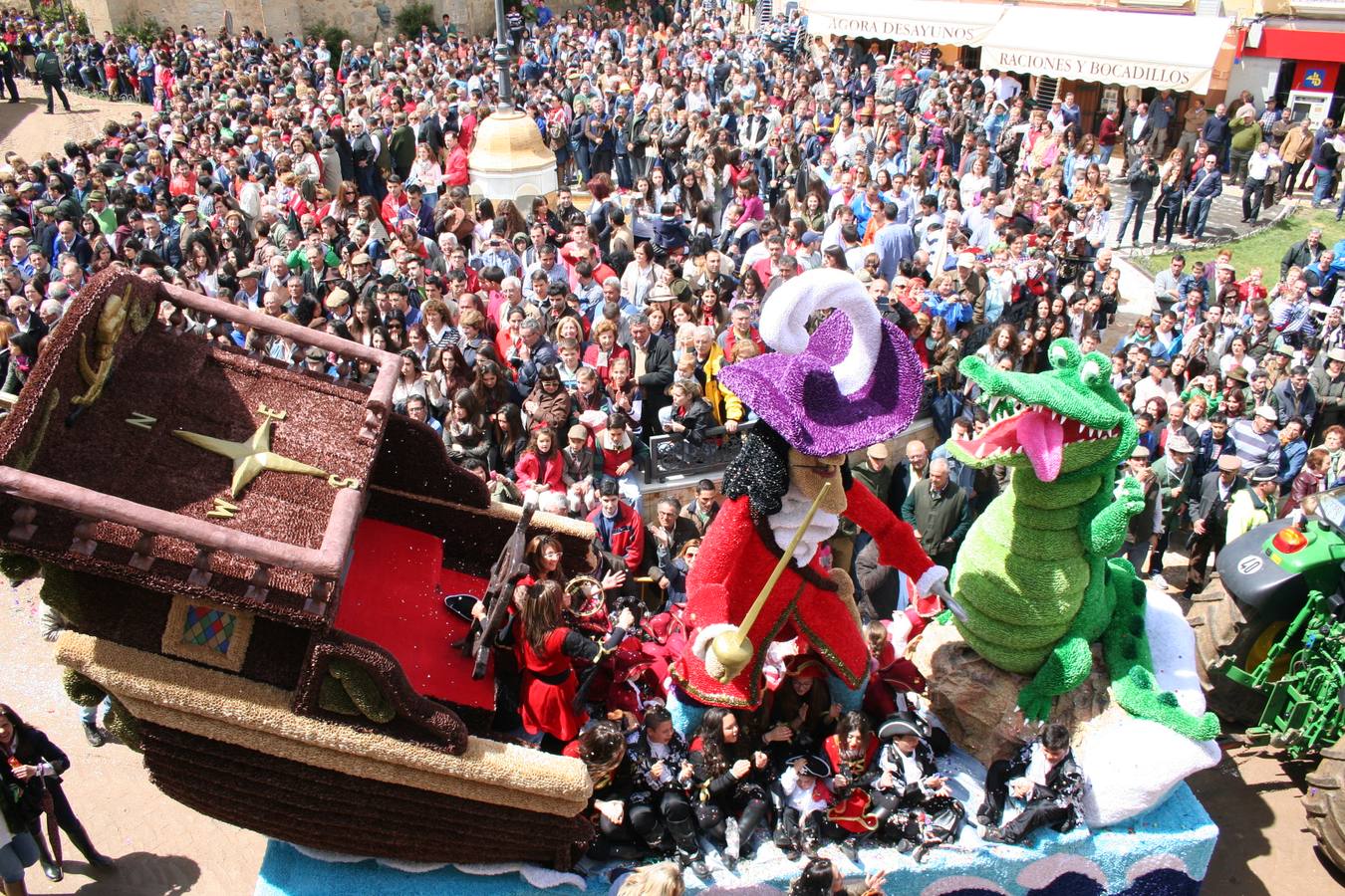 La Romería de Piedraescrita duplica el número de carrozas en el desfile