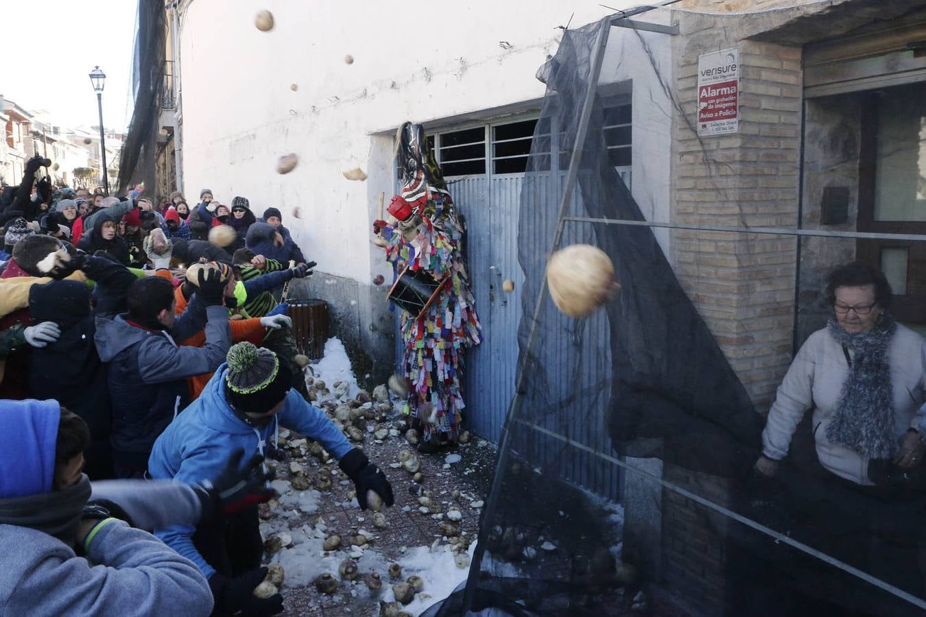 Piornal estrena a "nabazo limpio" la declaración nacional de Jarramplas