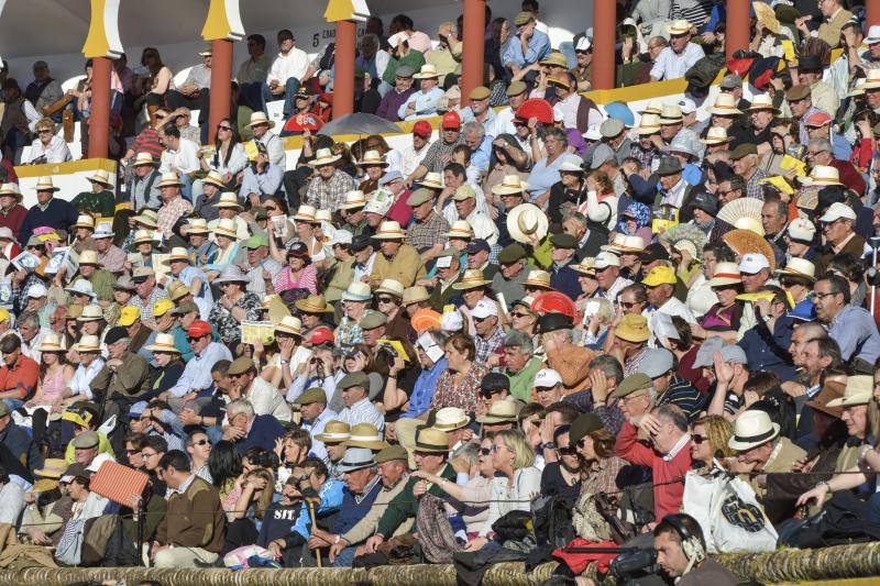 Los tendidos en la primera tarde de Olivenza