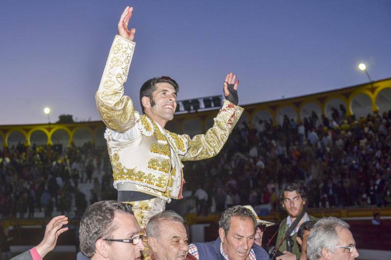Triunfo rotundo de Talavante en Olivenza