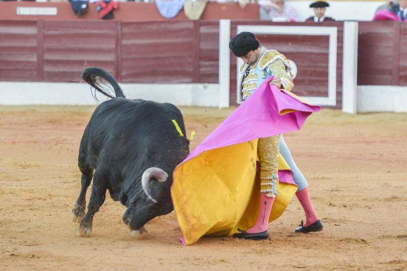 Corrida de toros del domingo de Olivenza
