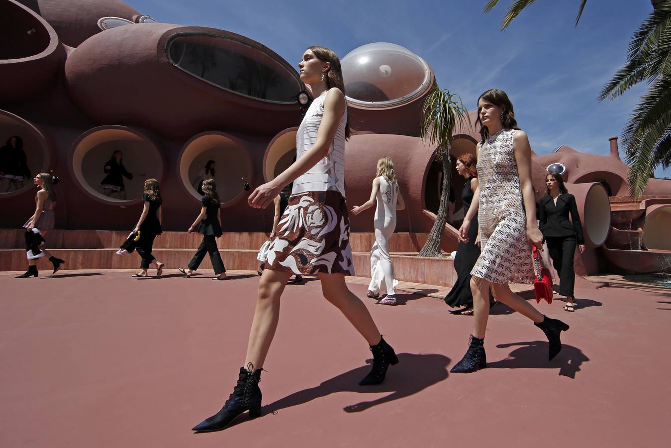 Dior's women CRUISE 2016