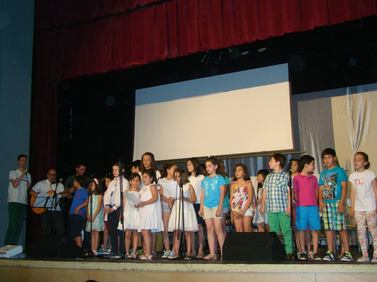 Clausurado el curso de la Escuela Municipal de Música con "Un viaje por el mundo"