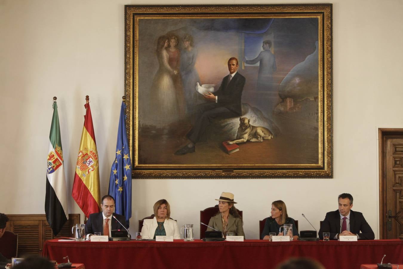 La infanta Elena inaugura la X Semana de Prevención de Incendios y se pasea por la Ciudad Monumental