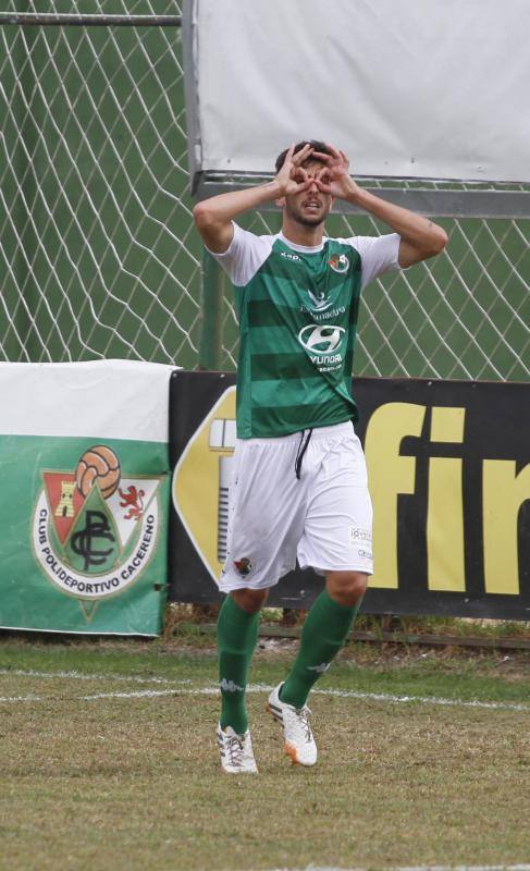 Brotes verdes en el Cacereño