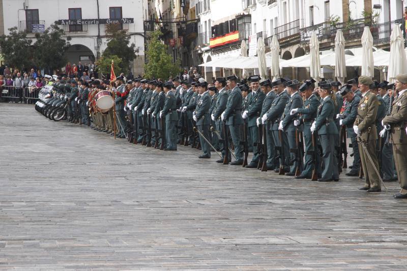 La Plaza Mayor vuelve a acoger la fiesta de la Guardia Civil