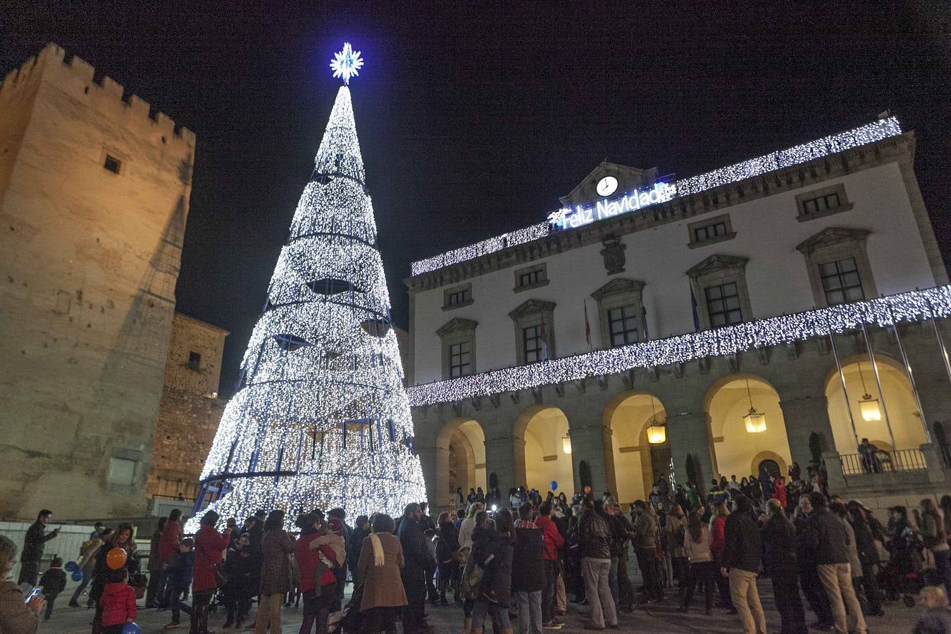 Cáceres enciende la Navidad