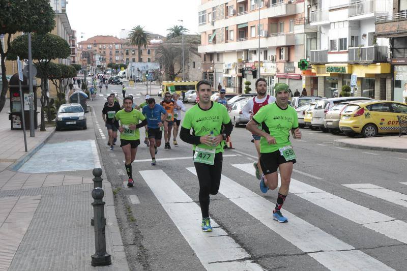 Búscate en la VI Media Maratón 'Ciudad de Plasencia' (2)