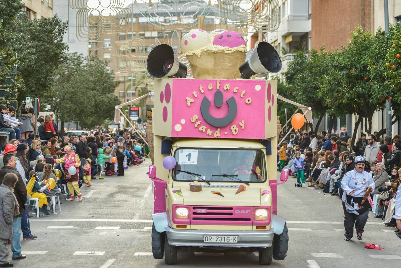 Grupos menores en el desfile del Carnaval de Badajoz 2016