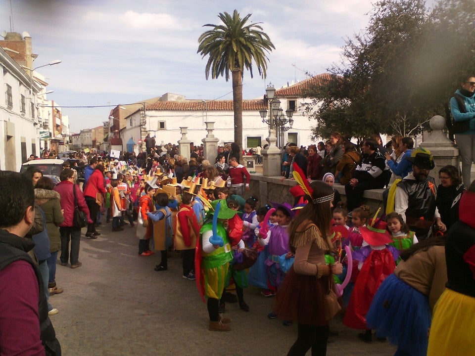 El Quijote, temática elegida para el desfile de carnaval del colegio