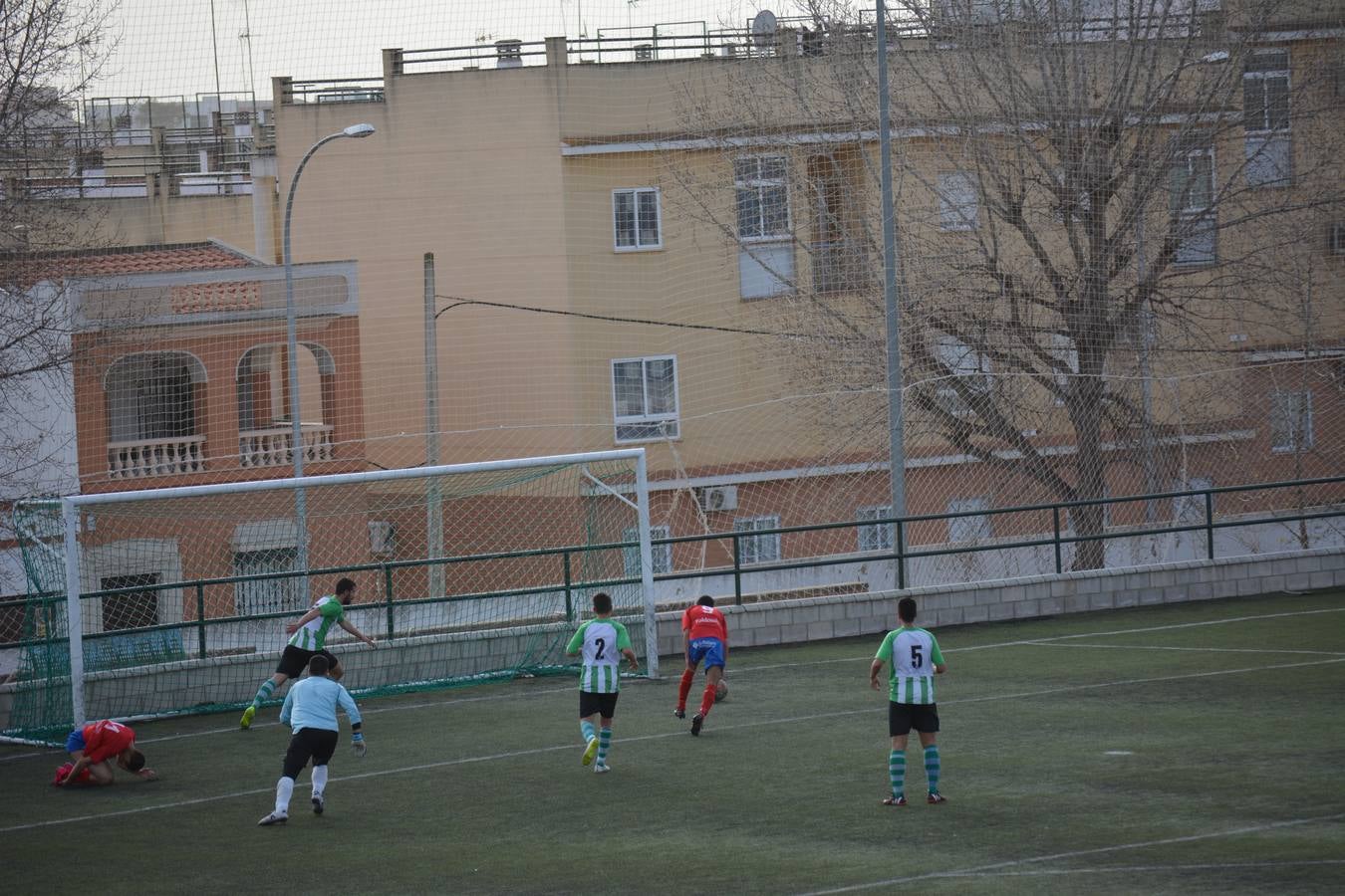 Secuencia del penalti no señalado.