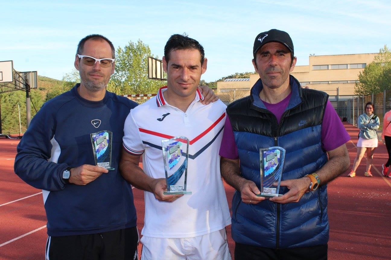 Final de primera de la liga de tenis de liga de Valverde 2016 y entrega de premios
