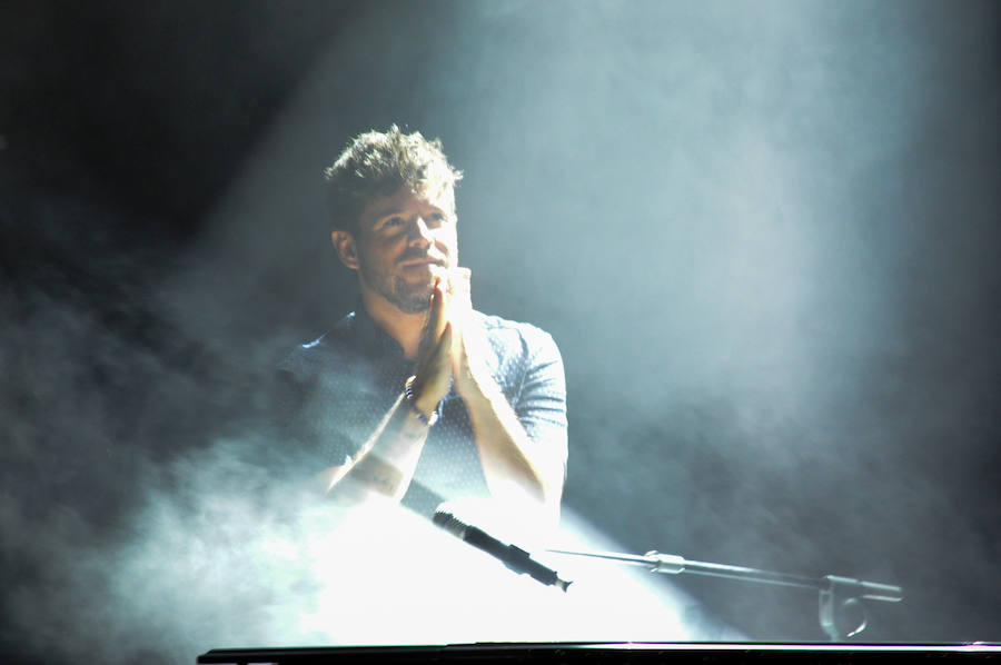 Pablo López ofrece el primer concierto en el Teatro de Medellín