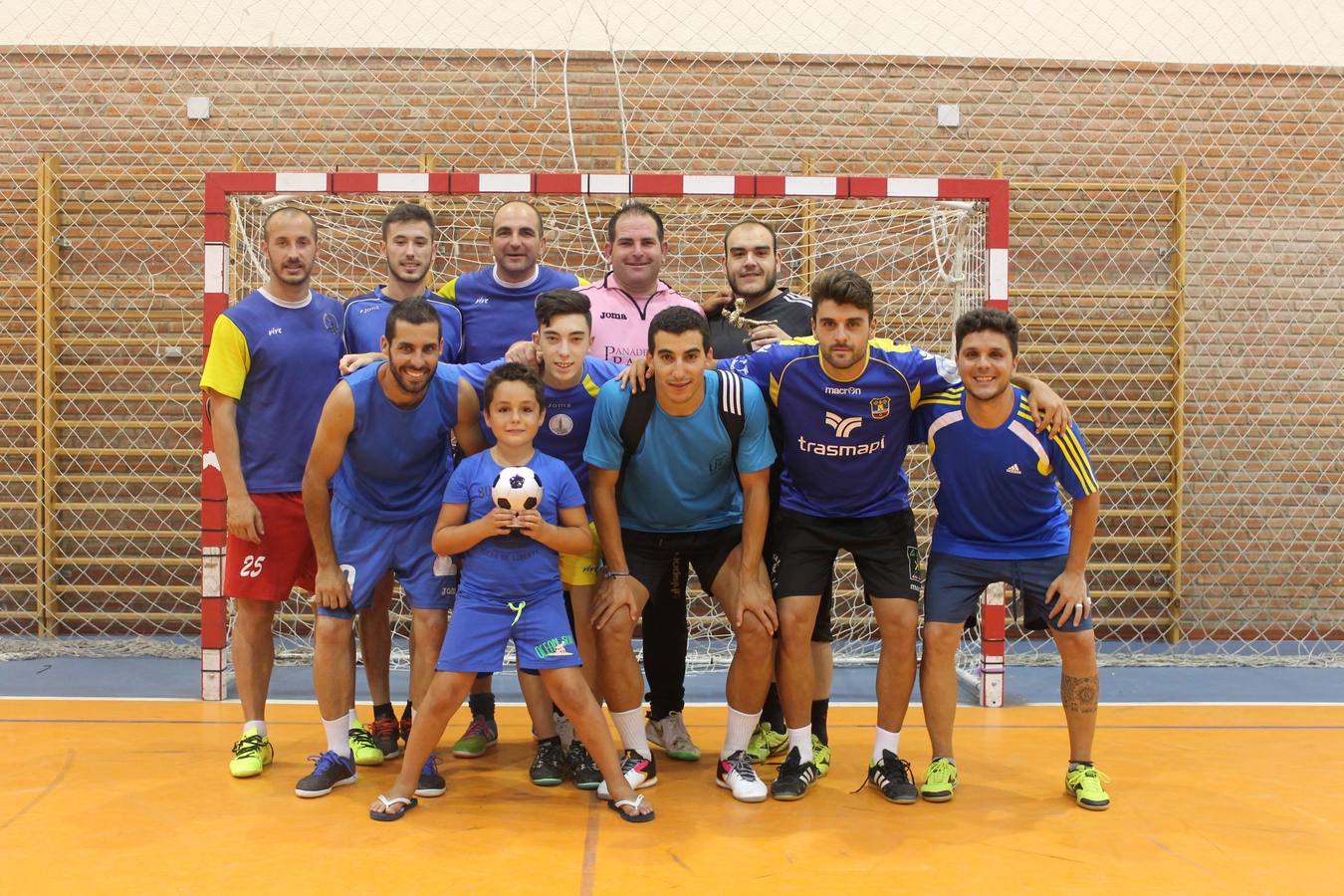 ENTREGA DE PREMIOS II MARATÓN DE FÚTBOL SALA EN MONESTERIO