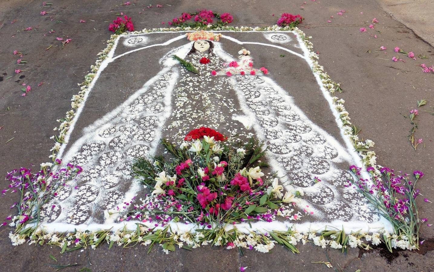 Procesión 50 aniversario de la coronación de la Virgen de las Nieves