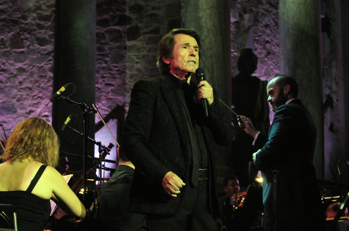 Raphael llenó el Teatro Romano