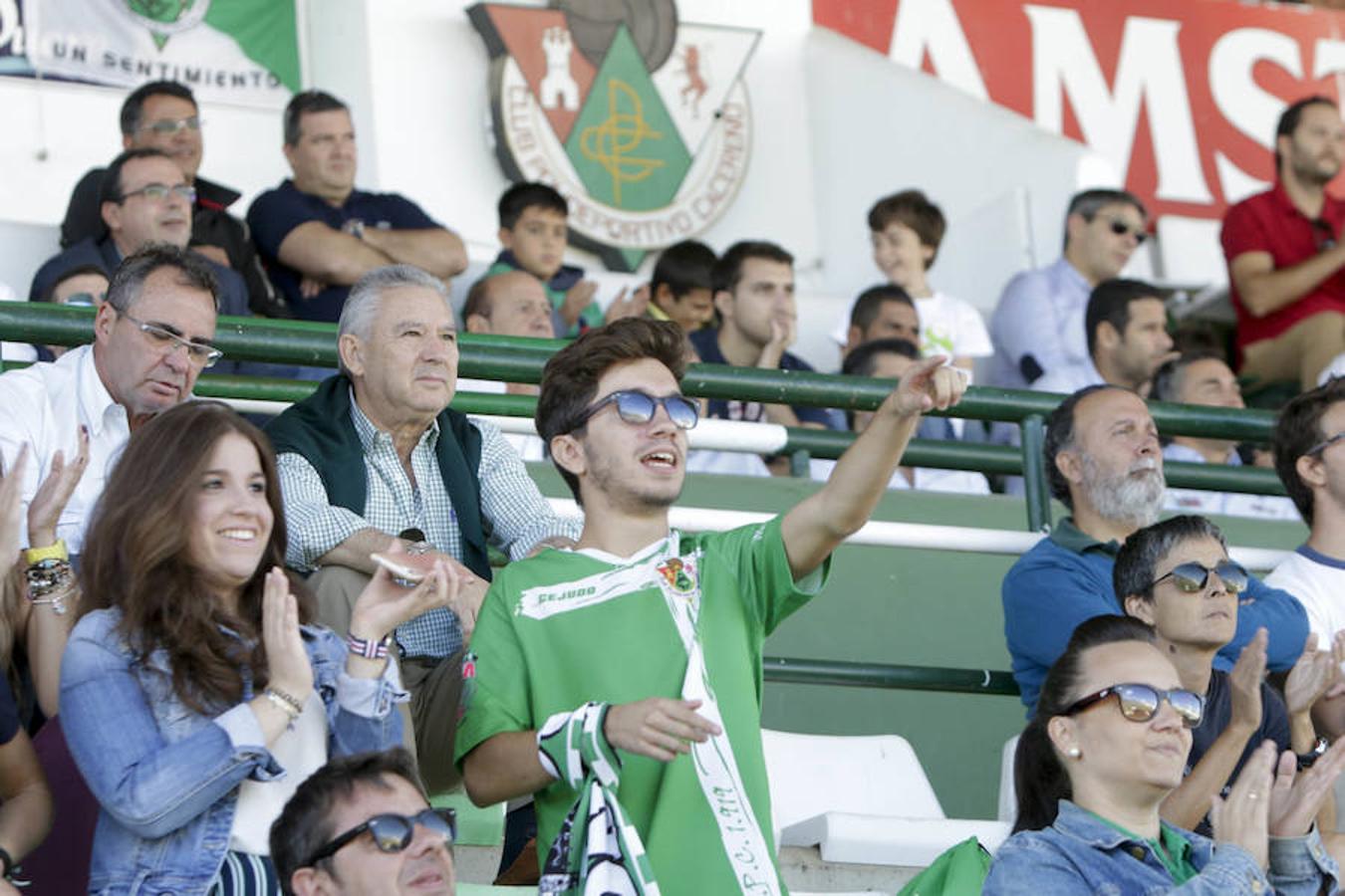 El Cacereño gana al Badajoz