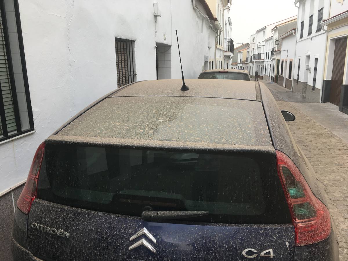 LLUVIA DE BARRO EN MONESTERIO