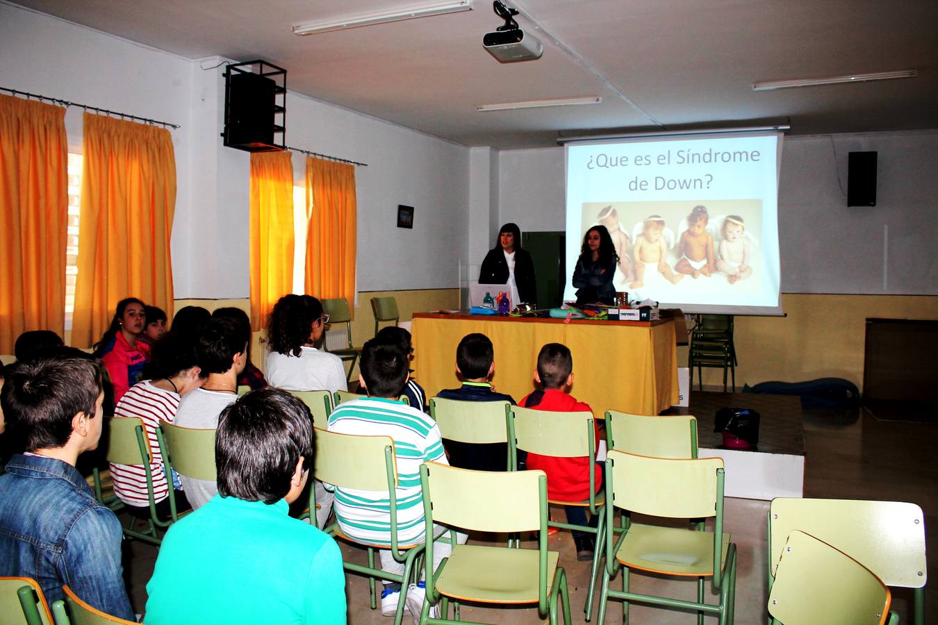 Alumnado del instituto se sensibilizan sobre el Síndrome de Down