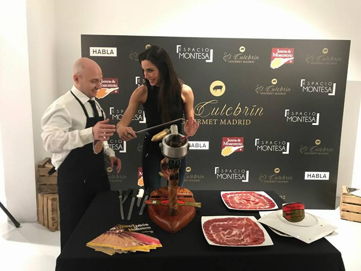 Pilar Rubio y Luján Argüelles, madrinas del Jamón de Monesterio en la capital española