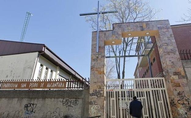 Condenan a 15 meses al párroco de Arroyomolinos por abuso a un menor