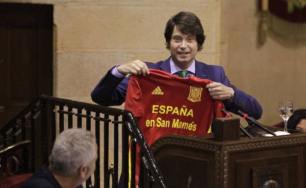 El Parlamento vasco rechaza pedir que España juegue en Bilbao