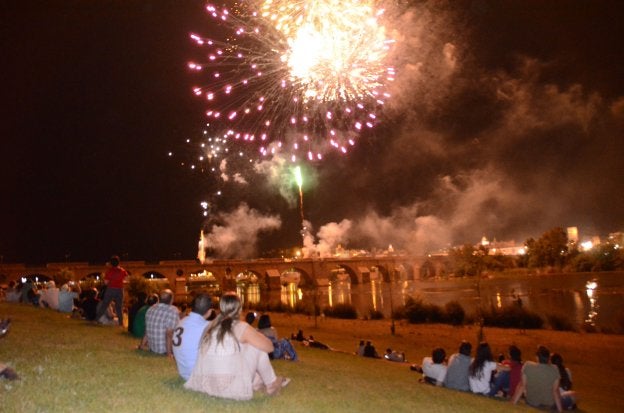 Badajoz inaugura su feria en la noche de San Juan