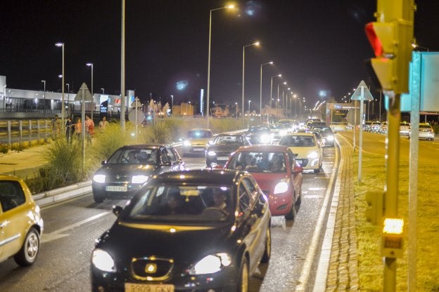 El Ayuntamiento habilita 5.000 aparcamientos