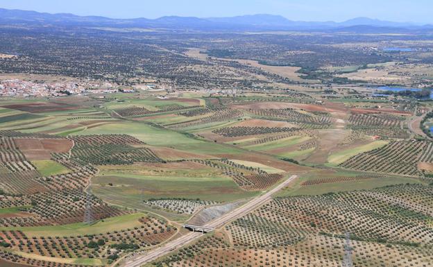 25 municipios pacenses solicitan siete millones del Fondo de Anticipos