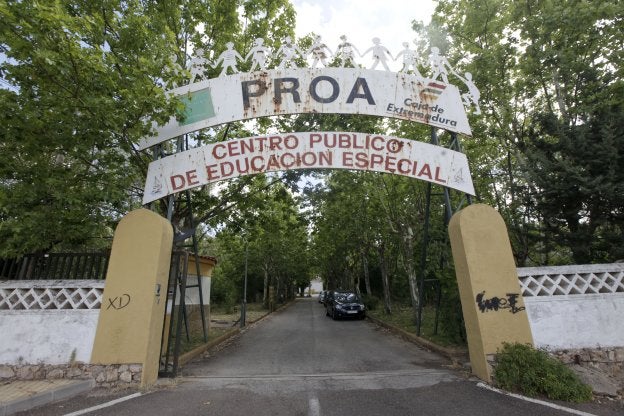 Proponen crear más dotaciones sociales en Aldea Moret para compensar el traslado de Proa