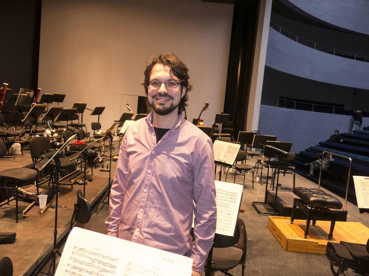 David Azagra y diez músicos más