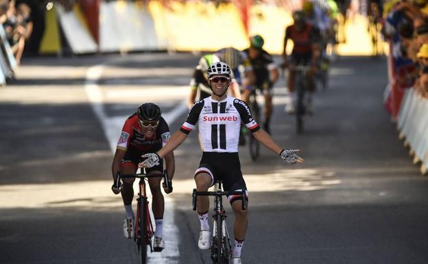 Matthews gana y Froome recupera el liderato