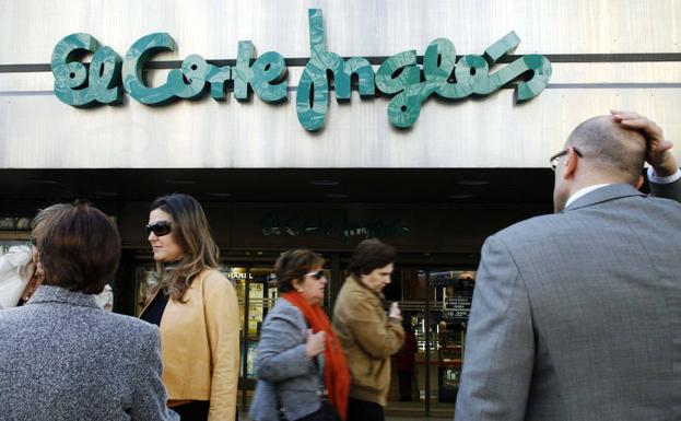 El juez da la razón a El Corte Inglés tras expulsar a los Areces de su consejo en 2015