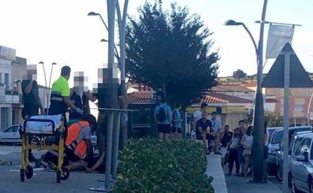 Muere un hombre tras ser apuñalado en plena calle en Monesterio