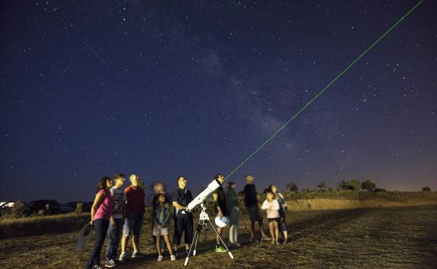 Monfragüe aguarda las estrellas Perseidas