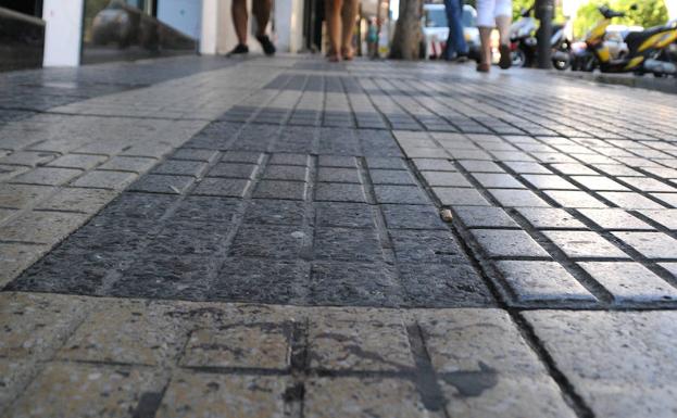 La mujer apuñalada en Mérida anduvo varios metros antes de llegar al hospital