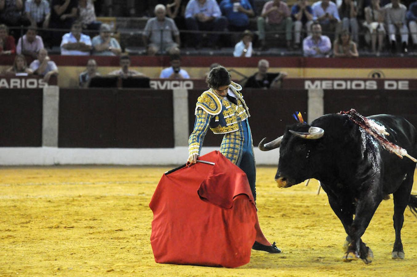 Tarde laureada de toros