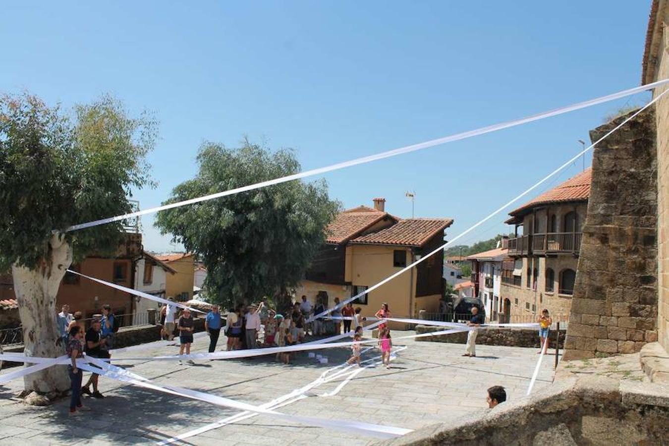 Las muestras de arte público 'Supertrama' podrán contemplarse en Valverde de la Vera hasta el 30 de septiembre